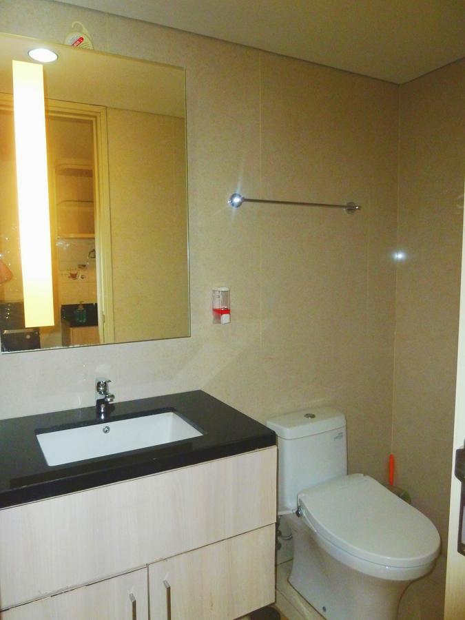 Pinnacle Apartment Pandanaran Semarang Dış mekan fotoğraf